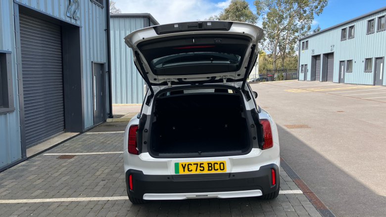 MINI Countryman 150kW E Monochrome 66kWh 5dr Auto Electric Hatchback